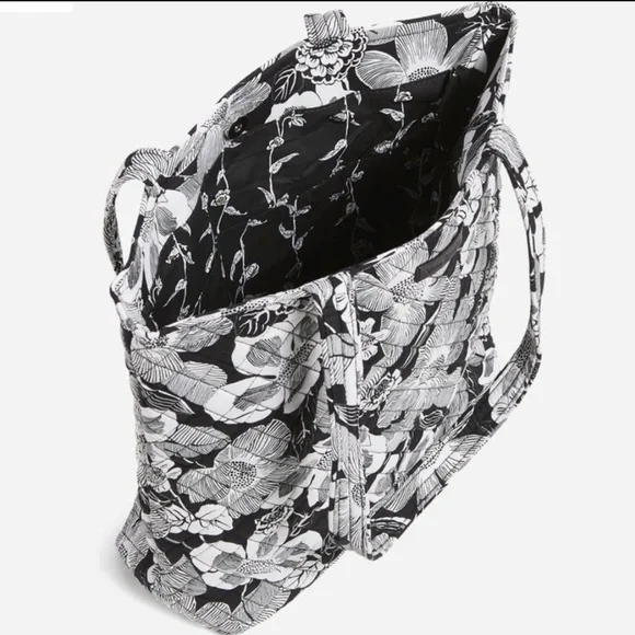 NWT Vera Bradley Tote Bag in Signature Cotton, Bedford Blooms - Picture 4 of 16